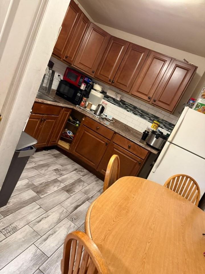 1401 Mattison Ave - Photo 4 of 27