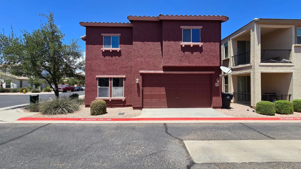 14743 N 177th Ave - Photo 4 of 29
