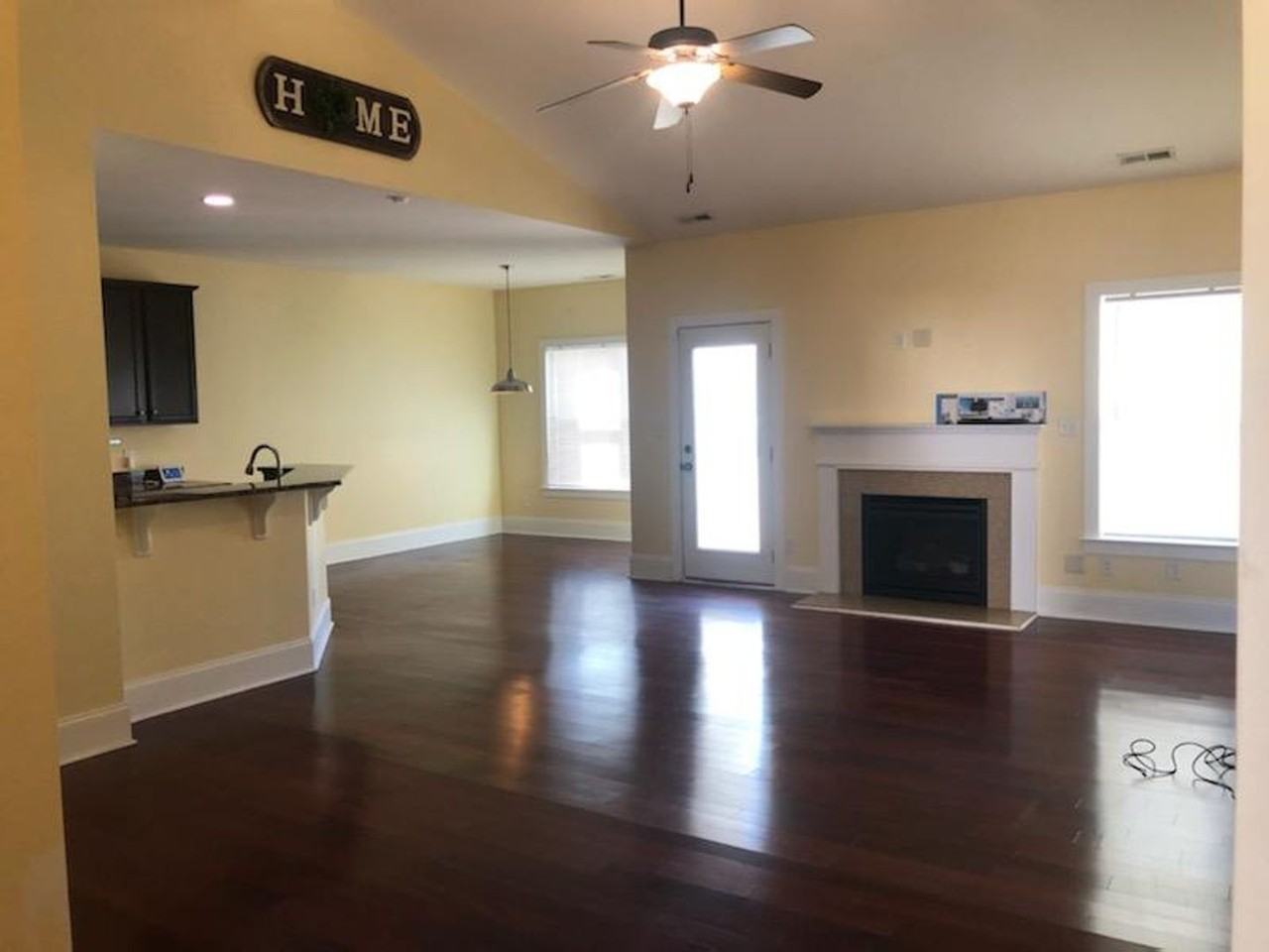 142 Candlewood Dr - Photo 2 of 23