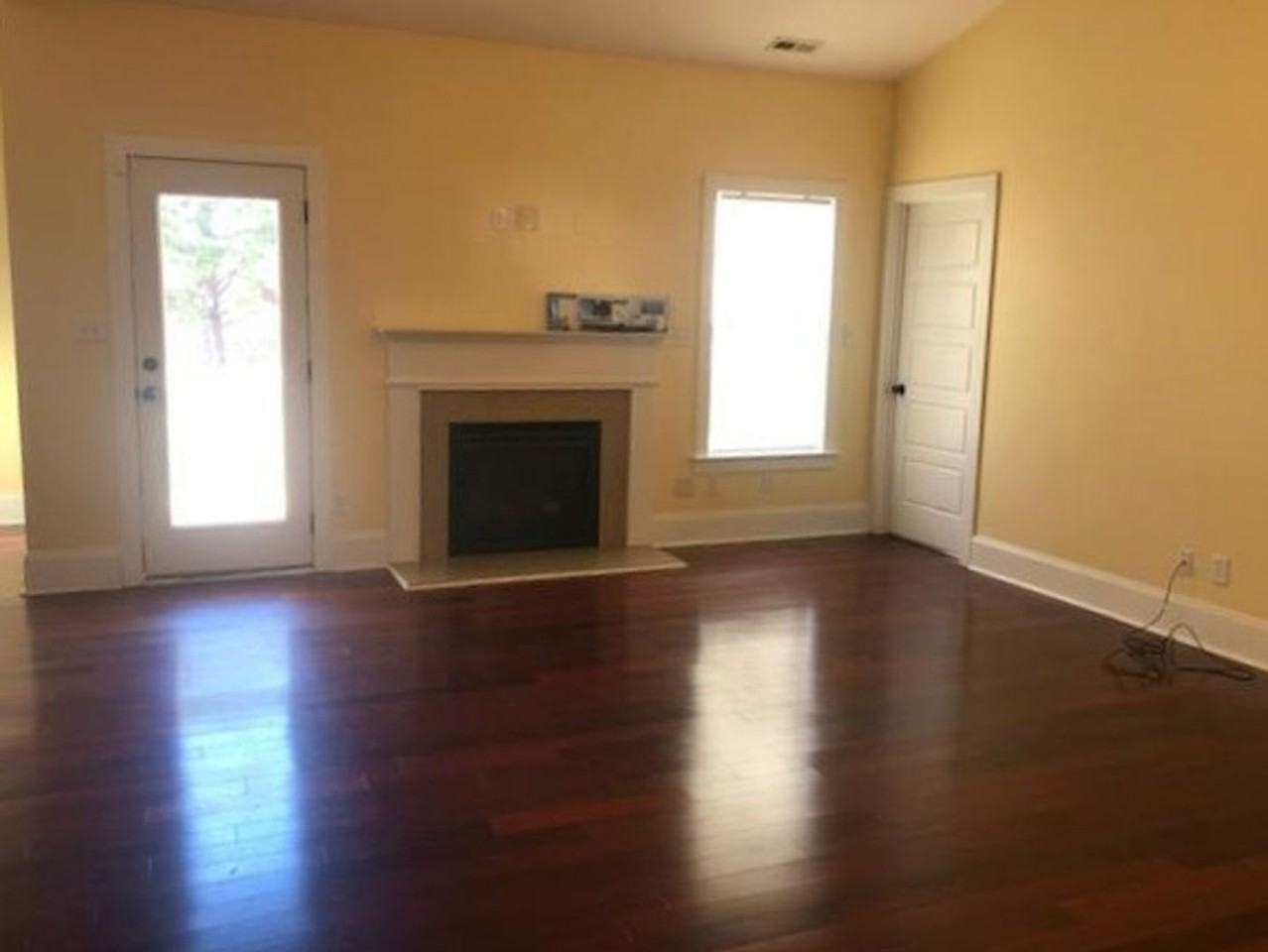 142 Candlewood Dr - Photo 3 of 23