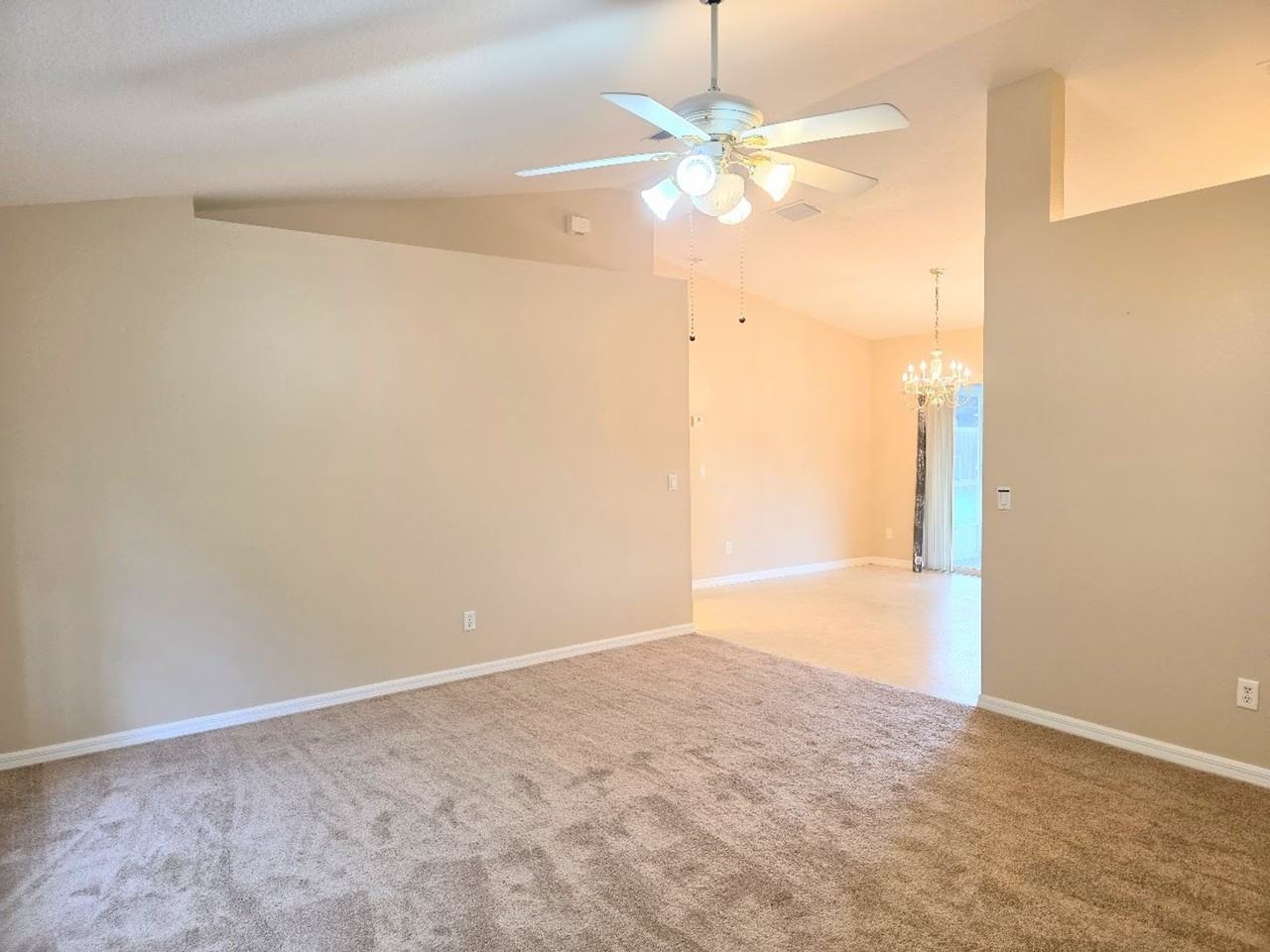 9676 N Jourden Dr - Photo 2 of 19