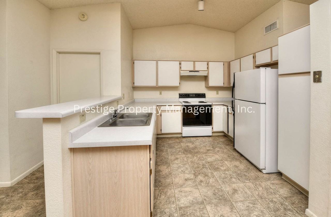 9660 E Azuma Way - Photo 5 of 26