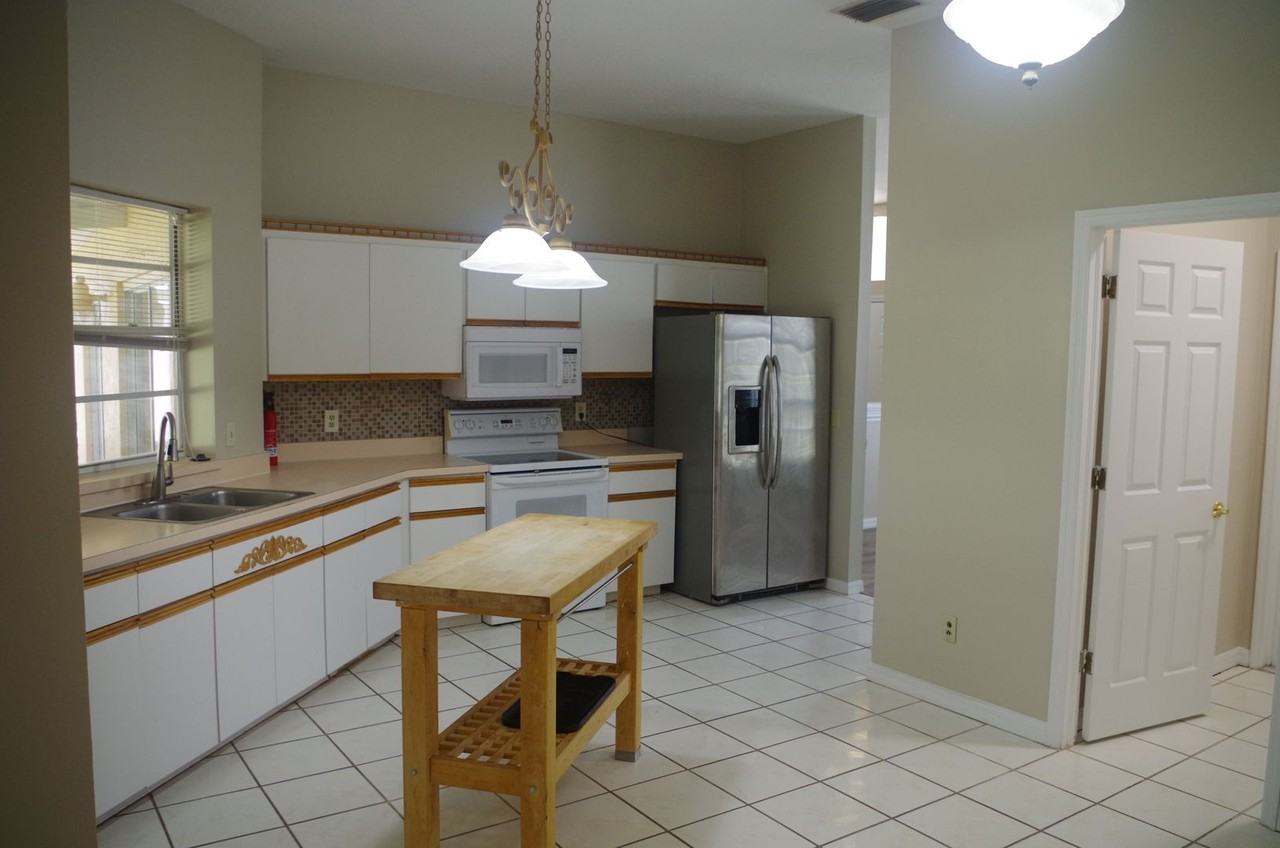4207 Elba Pl - Photo 3 of 24
