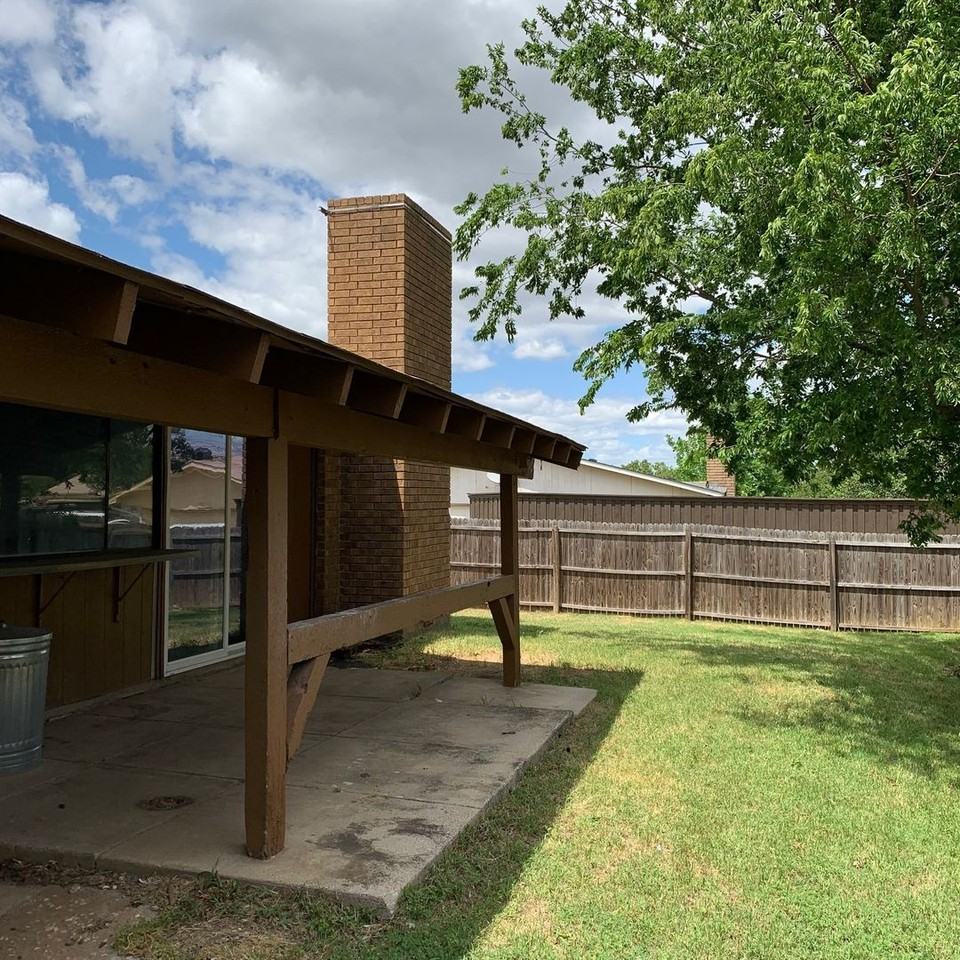 5260 Pruitt Dr - Photo 5 of 22
