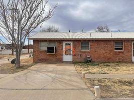 featured image of 1406 S Avenue J
