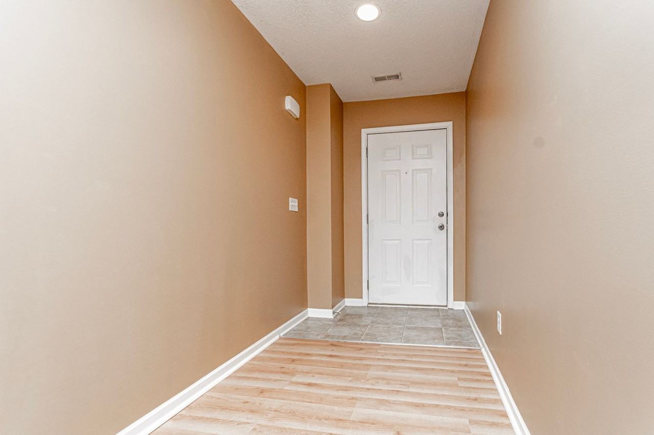 825 Whitetail Ct - Photo 5 of 27