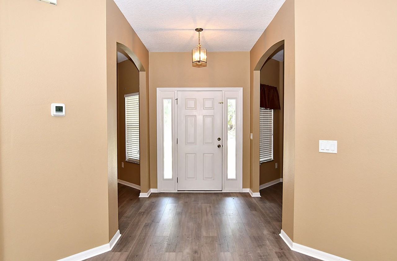 48 Pickering Dr - Photo 5 of 33
