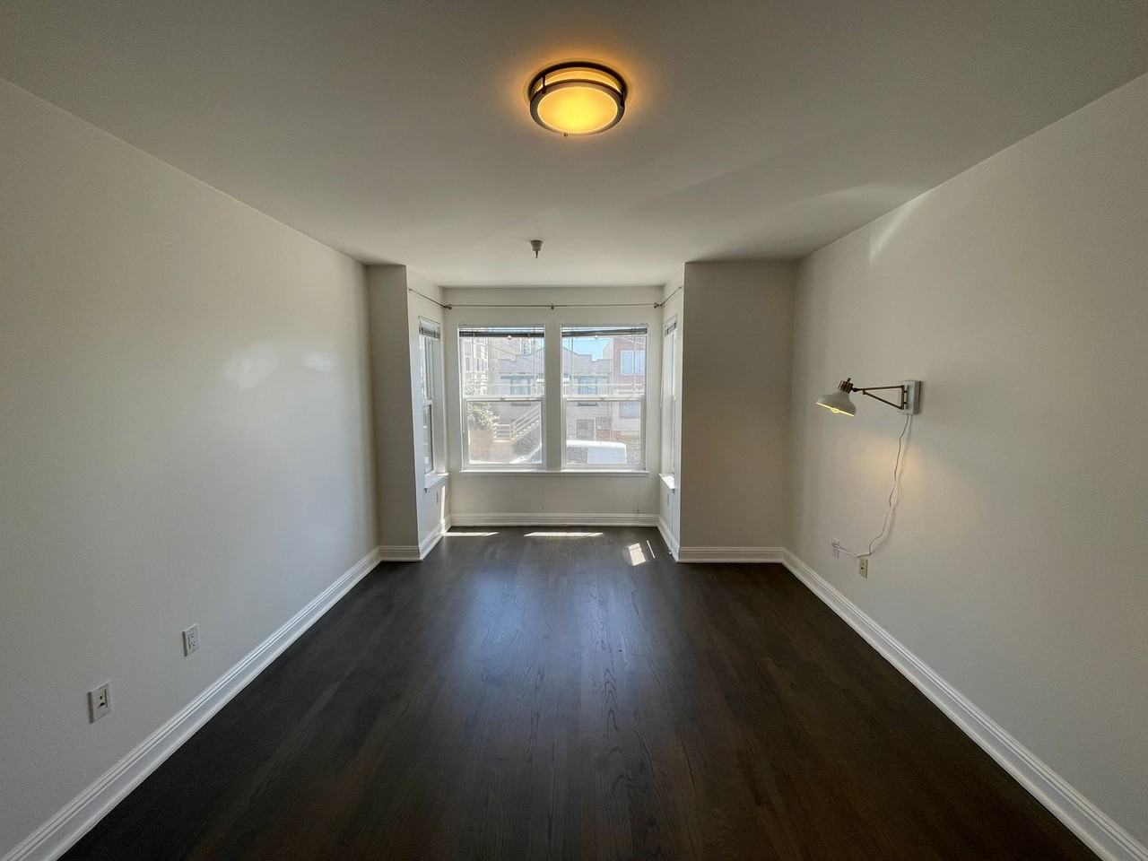 4520 Irving St #1 - Photo 4 of 18