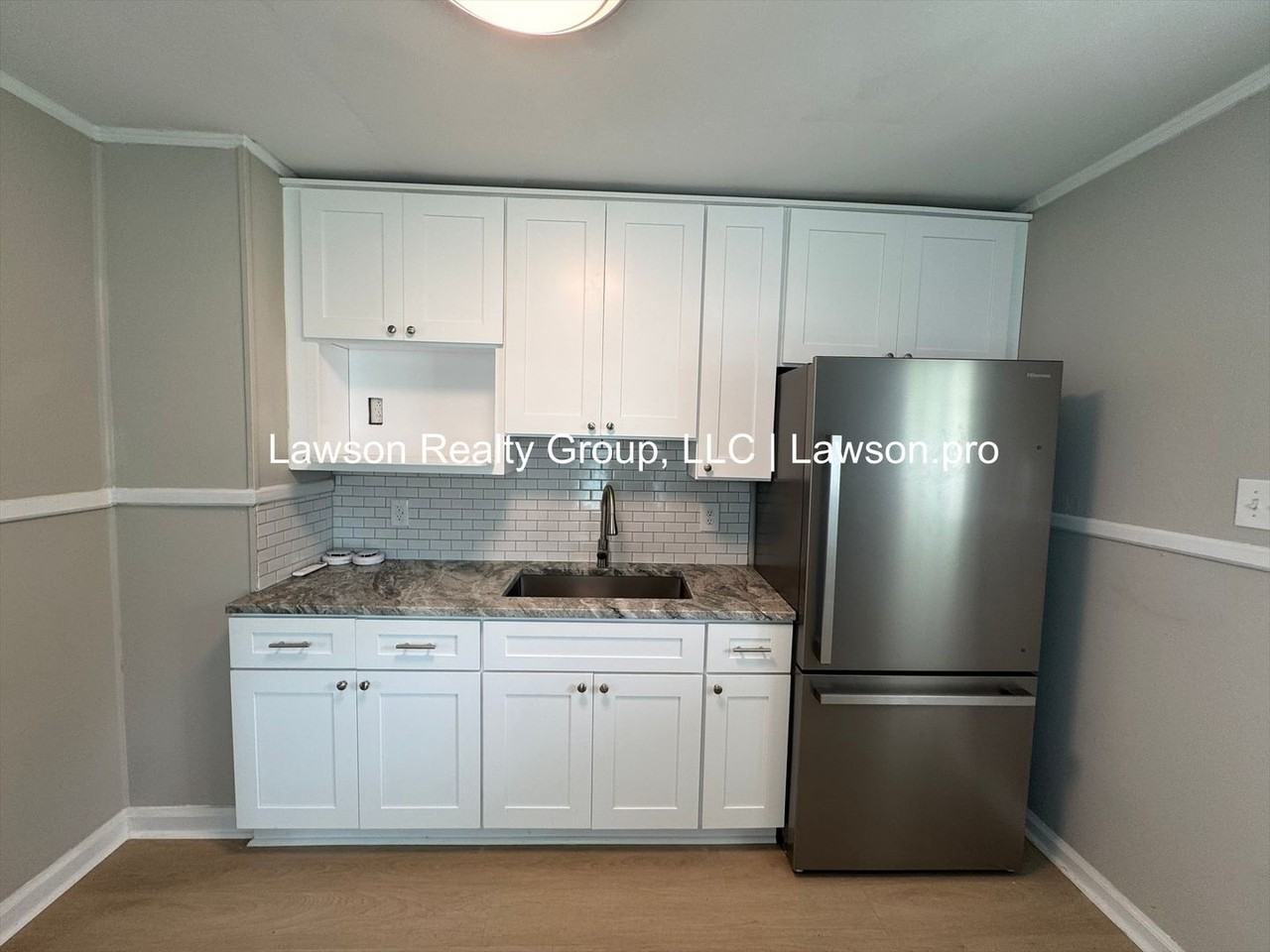 1741 Pexton Ave - Photo 6 of 15