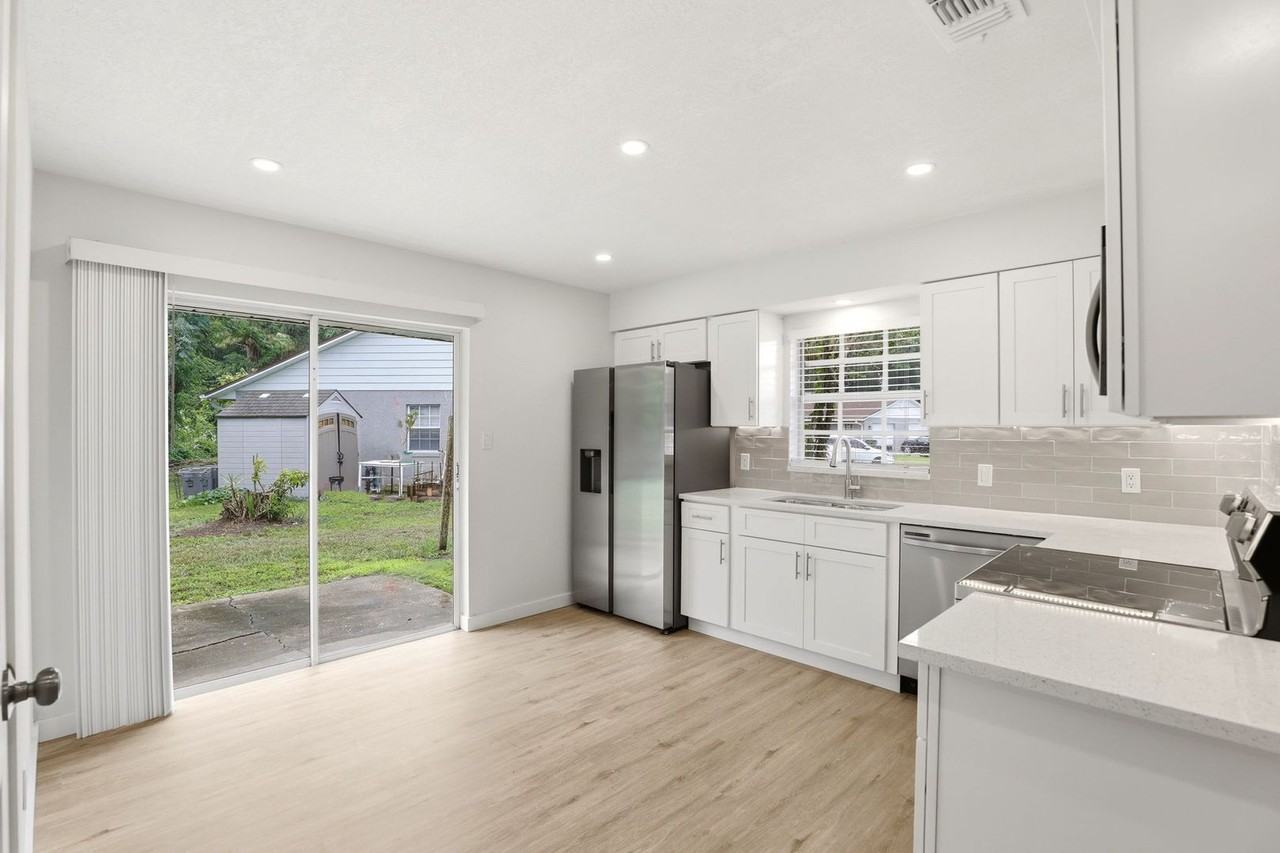 1119 Laurel Oaks Ct - Photo 5 of 19