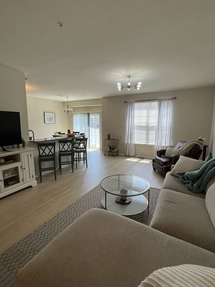 5380 Jutland Rd - Photo 2 of 23