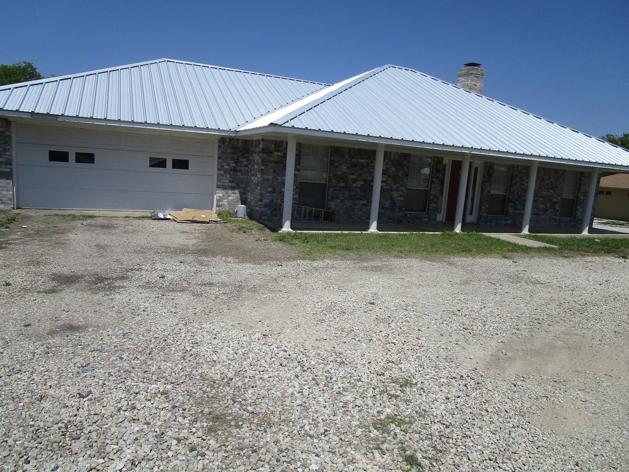 1613 Bozman Rd - Photo 2 of 27