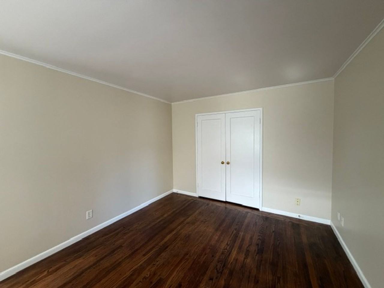 820 Winchester Dr - Photo 4 of 8
