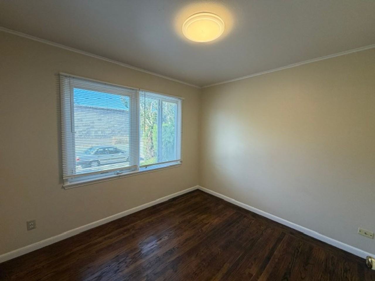 820 Winchester Dr - Photo 7 of 8