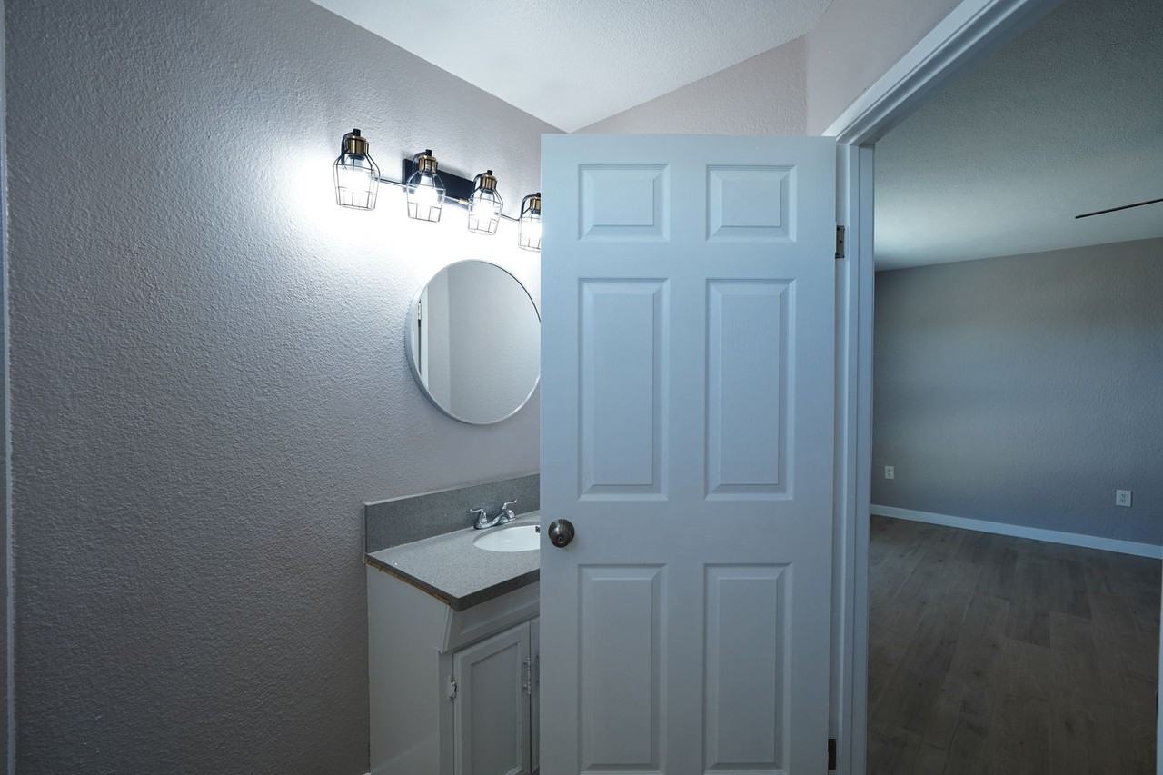 8820 5th Ave - Photo 7 of 14