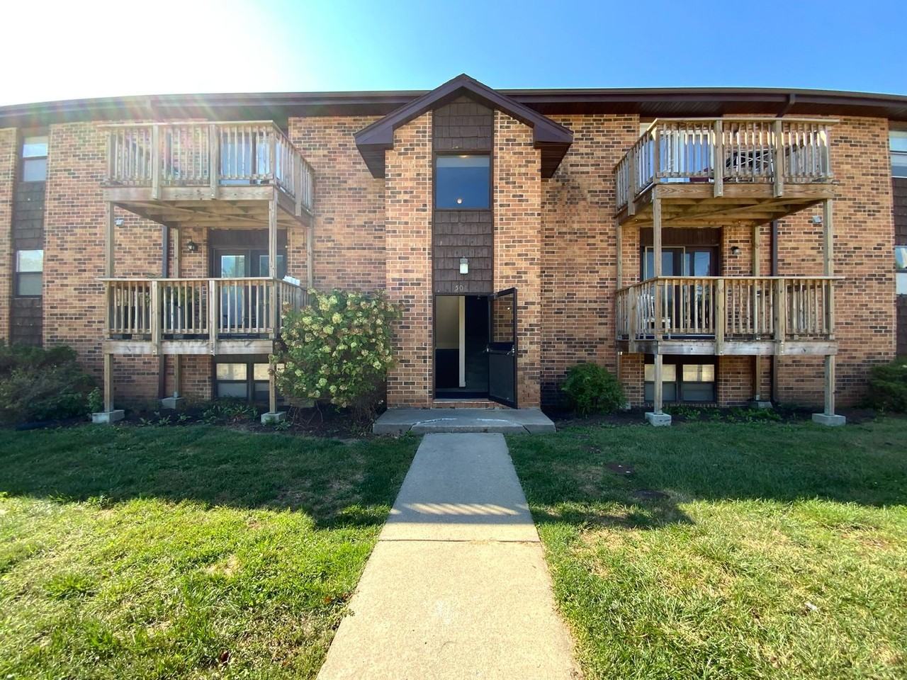 507 Columbia Dr #L - Photo 6 of 13