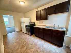 568 Manor St - Photo 1 of 1