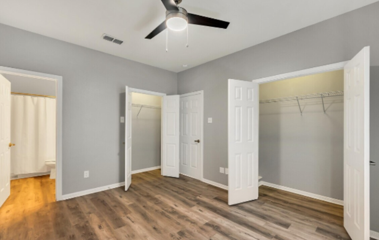 1506 James Ave - Photo 2 of 17