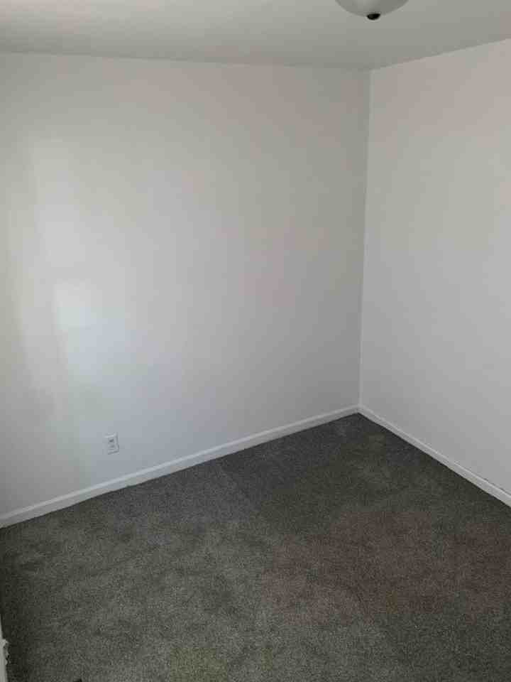 1816 S Pope Ave - Photo 6 of 7