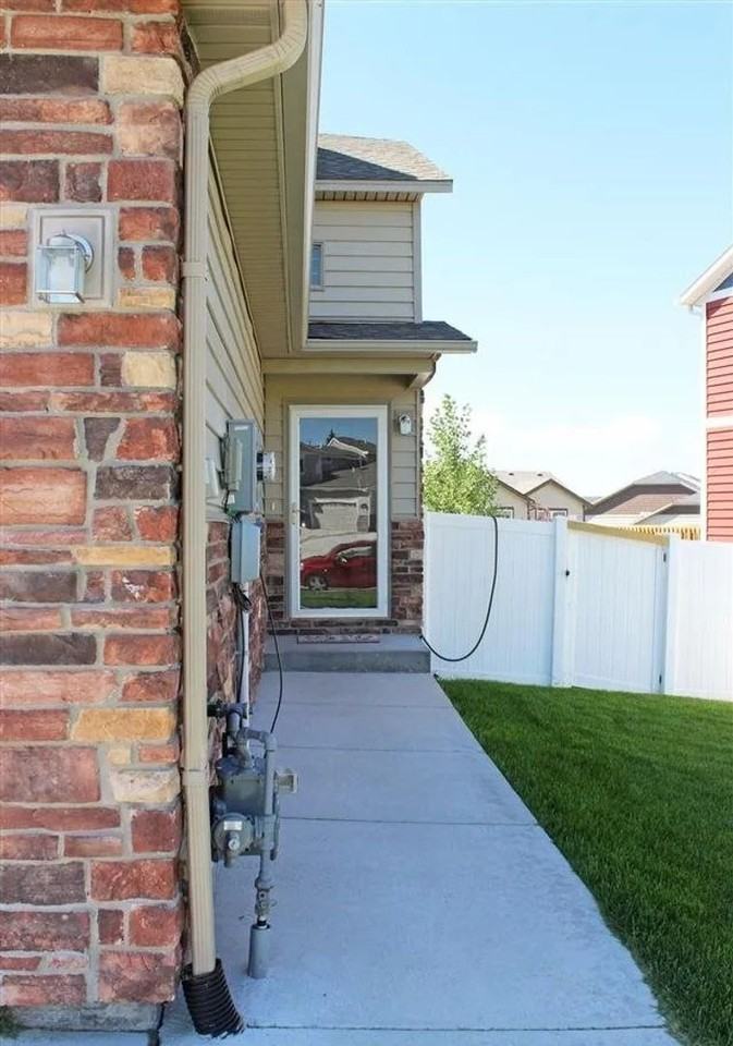 4112 Gunsmoke Rd - Photo 2 of 26