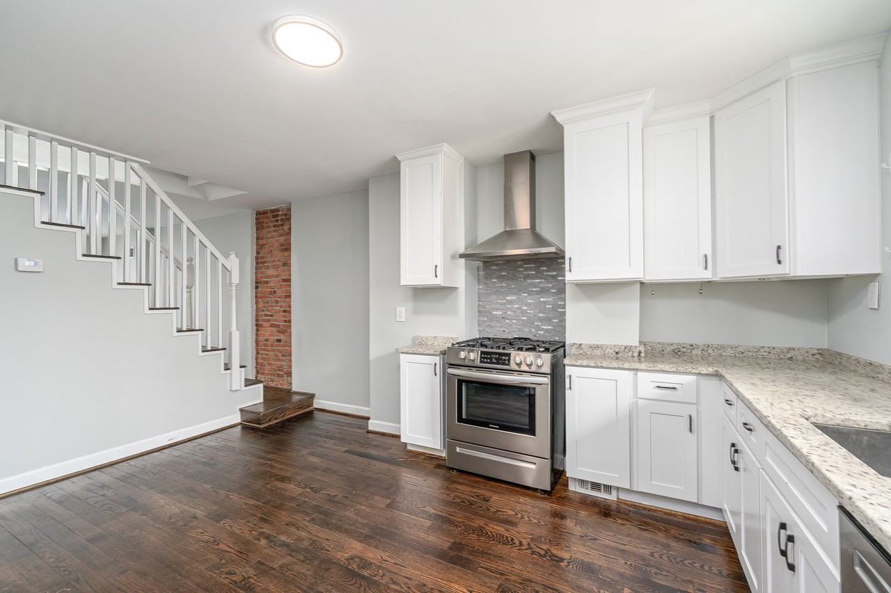 611 Oldham St - Photo 6 of 27