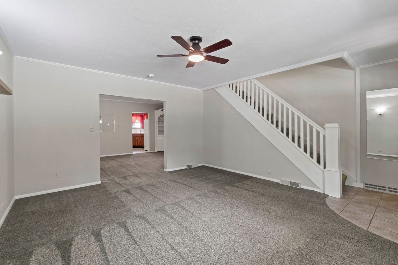 875 1st Ave - Photo 7 of 38