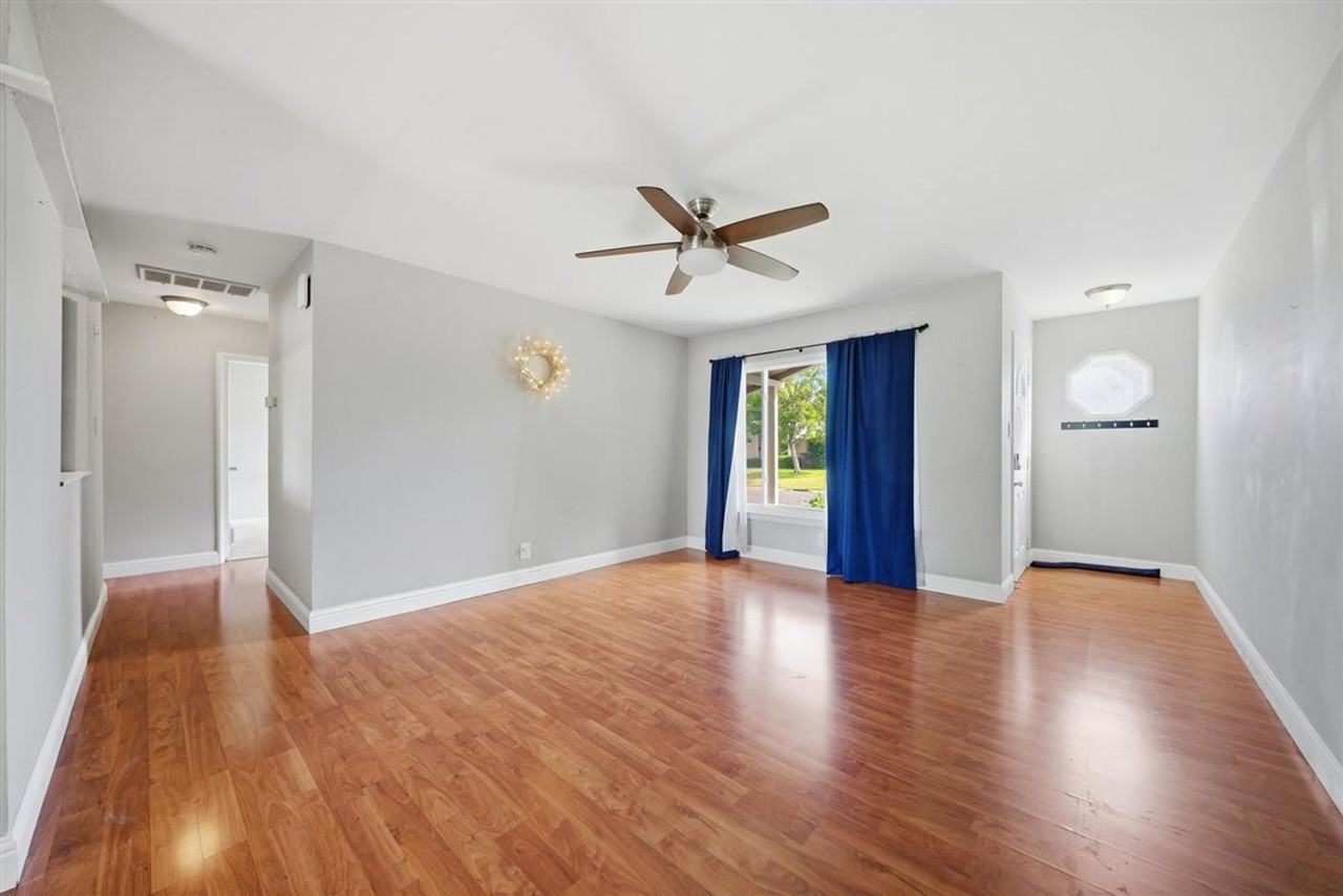 2612 Ribier Way - Photo 3 of 23