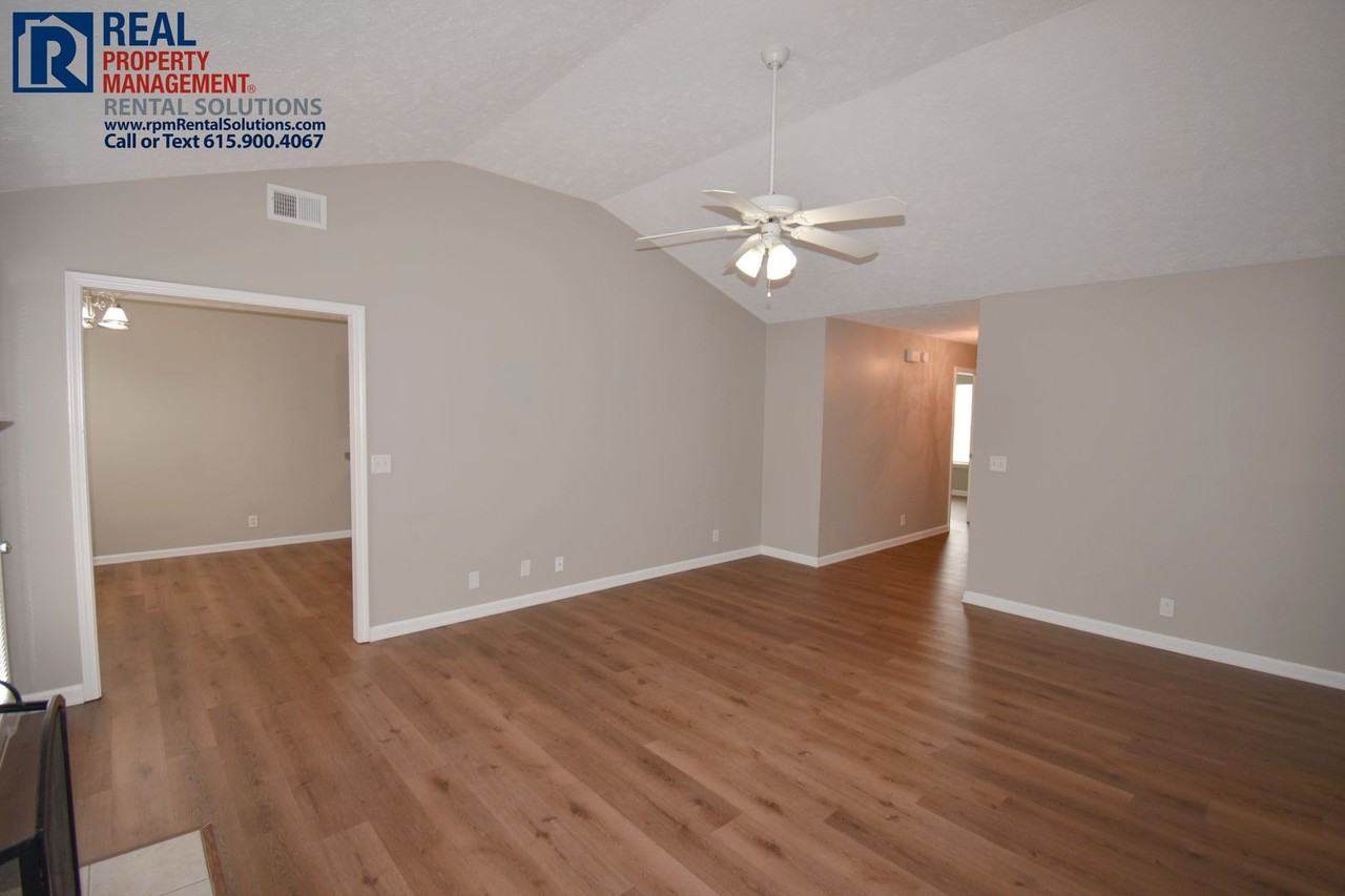 1178 Catawba Way - Photo 6 of 31
