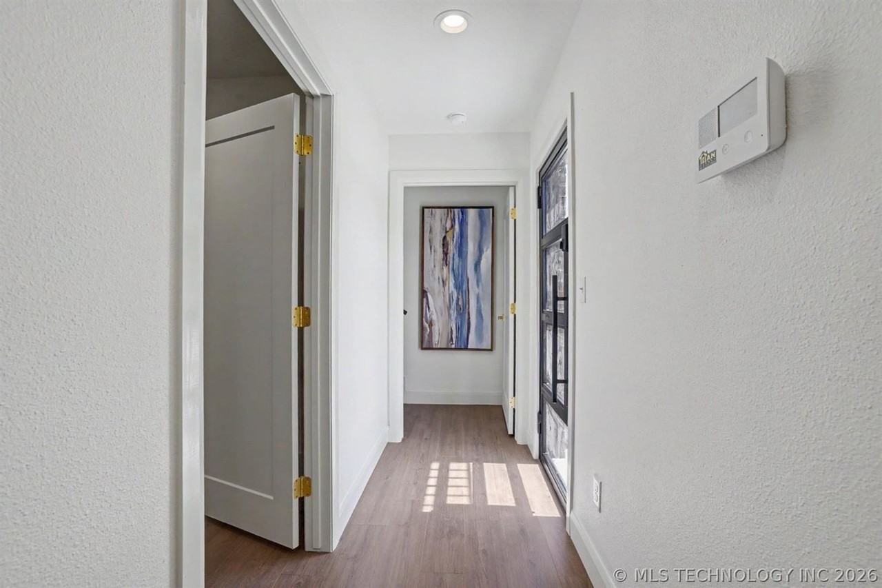 Neon Quarter Townhomes - Photo 7 of 50