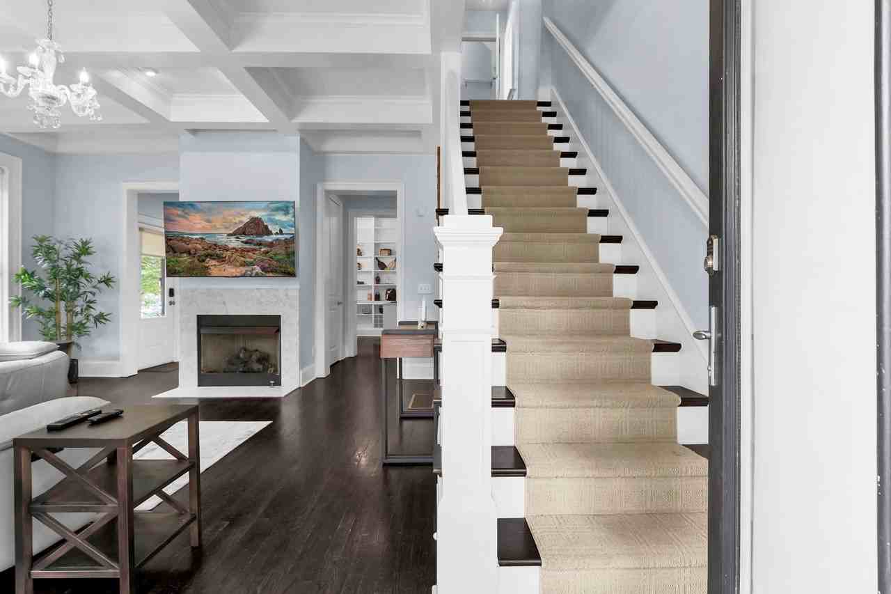 1000 Neil Ave - Photo 2 of 36