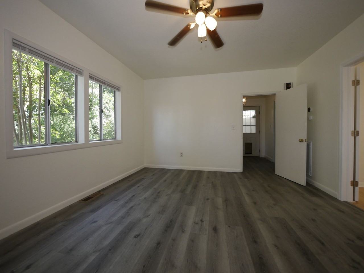 116 S Arroyo Seco St - Photo 4 of 12