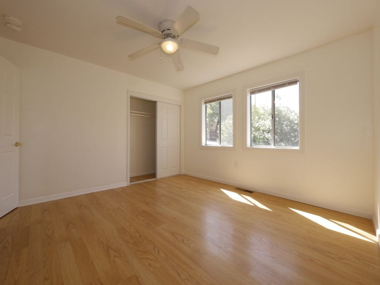 116 S Arroyo Seco St - Photo 7 of 12