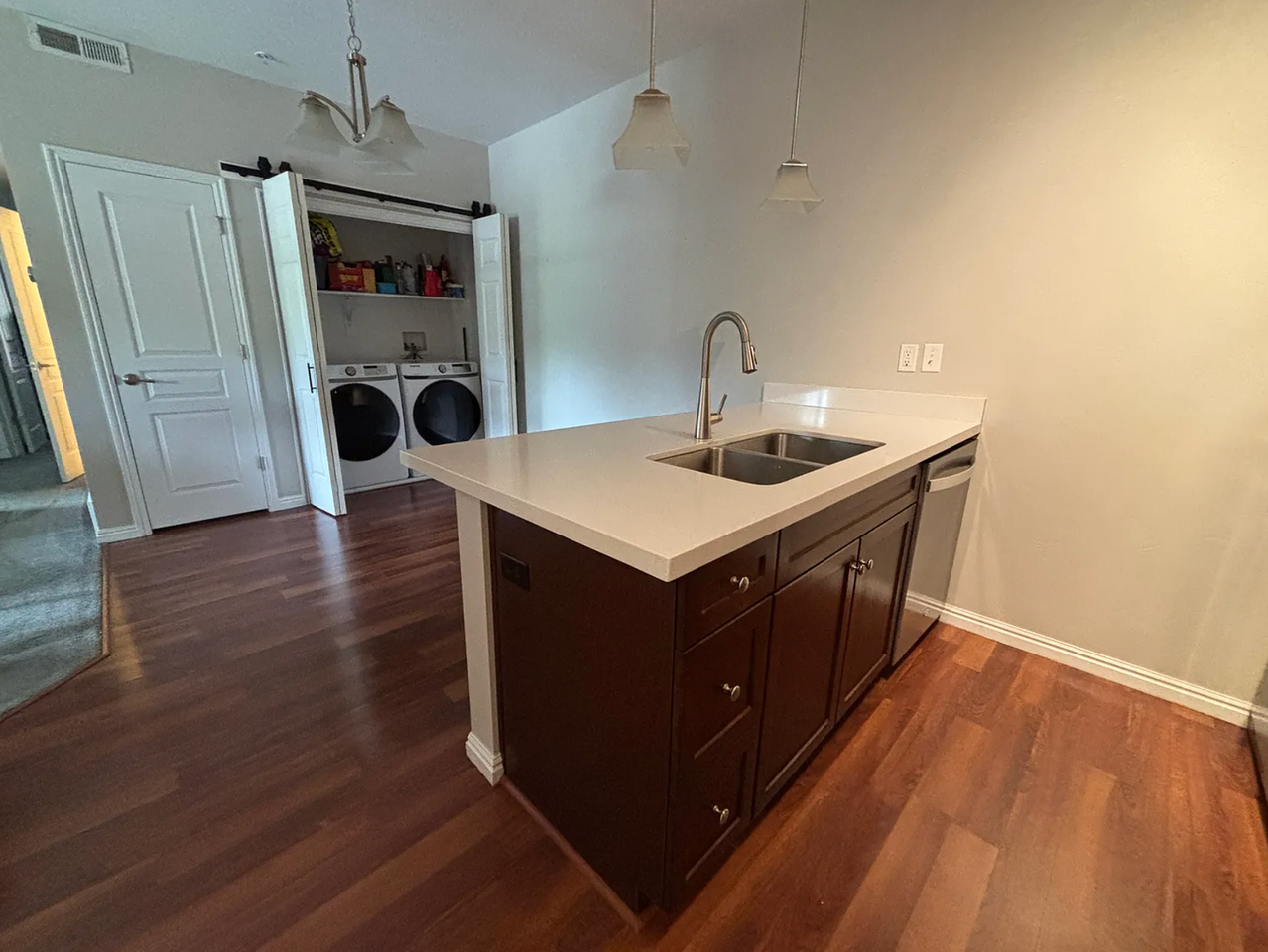 170 E Belmont Ave #9 - Photo 6 of 19