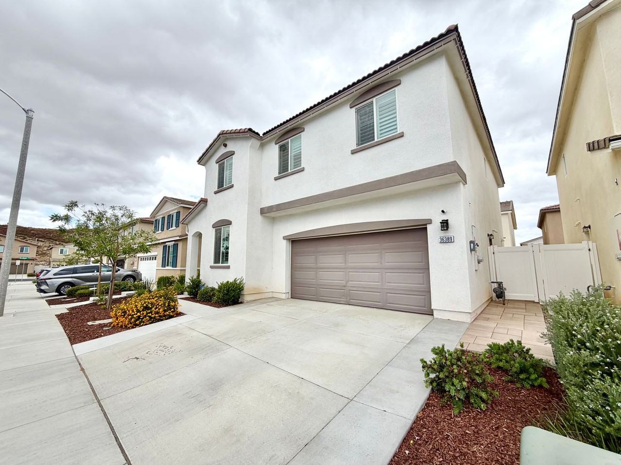36389 Flare Dr - Photo 2 of 39