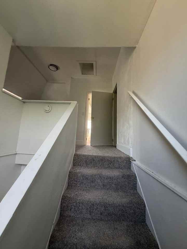 10748 Hull Ave - Photo 6 of 6
