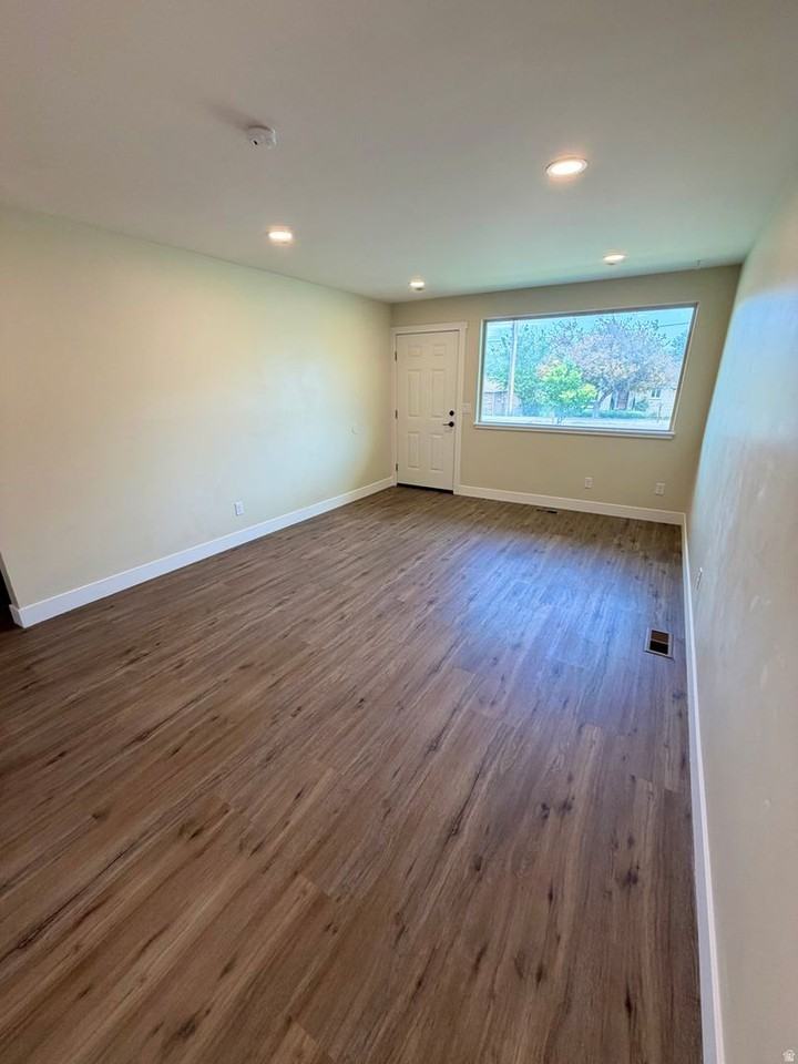 450 E 13800 S #2 - Photo 2 of 21