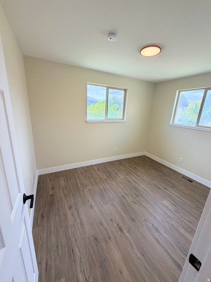 450 E 13800 S #2 - Photo 7 of 21