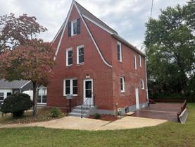 139 Lee Ave Ne - Photo 1 of 1