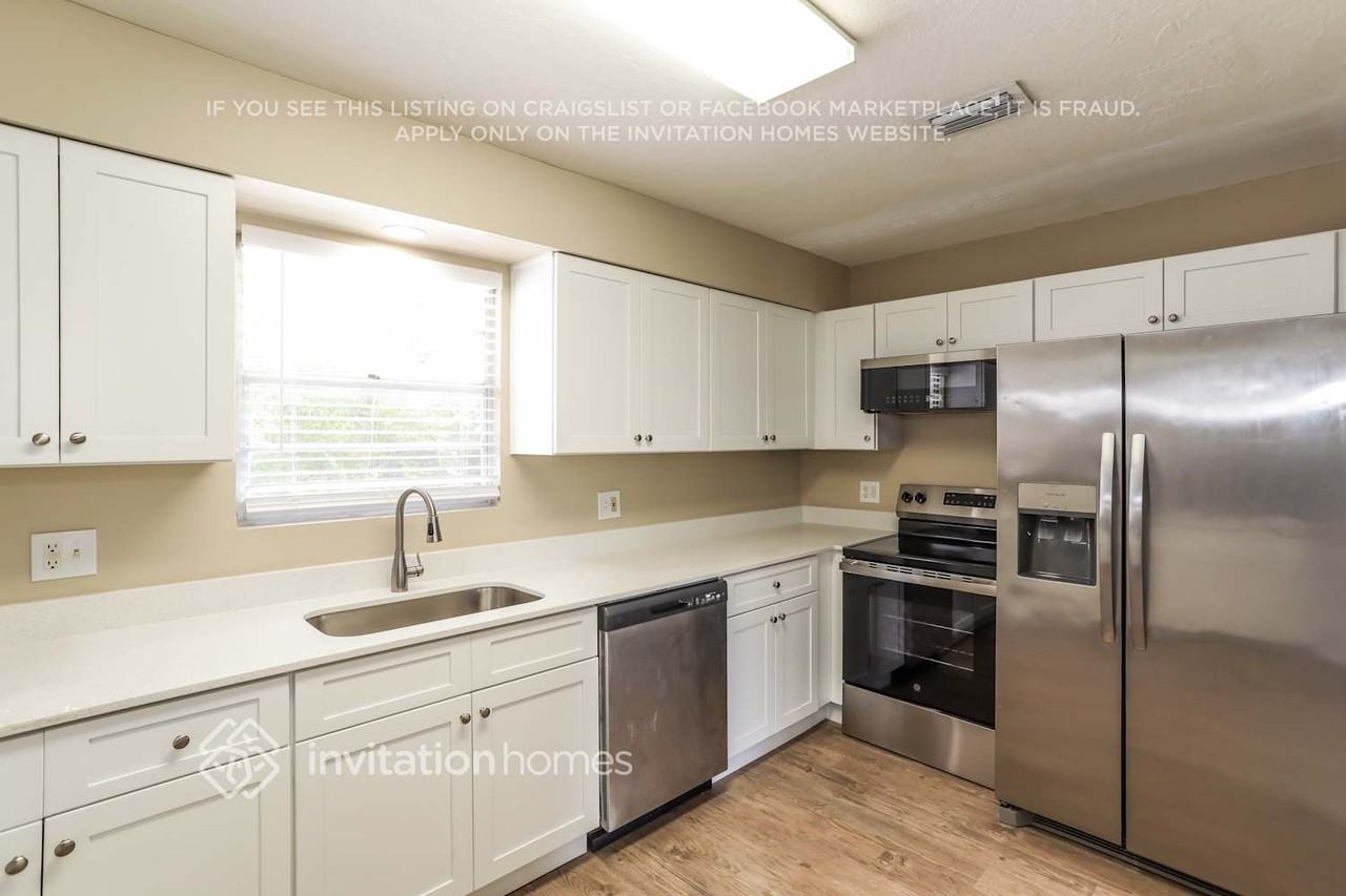 117 Ridgefield Ct - Photo 7 of 17