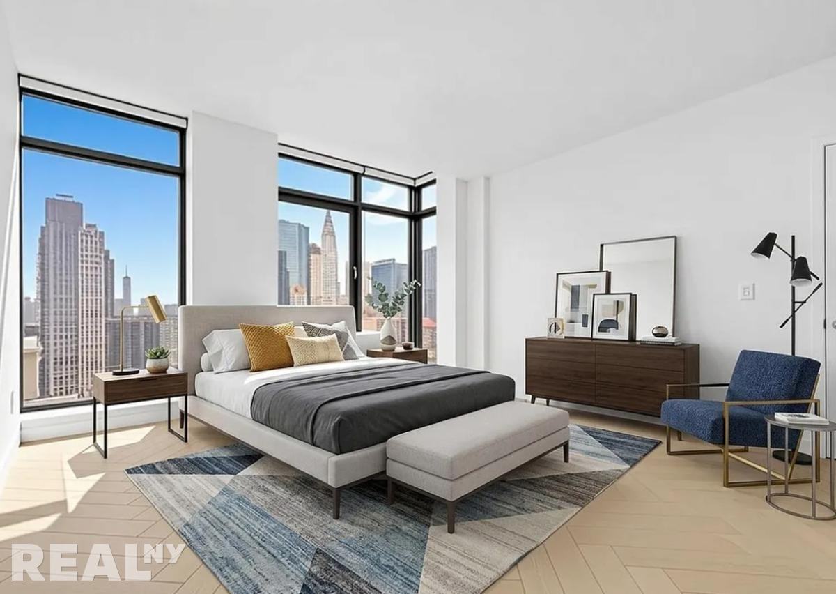 E 34th St #17A - Photo 5 of 9