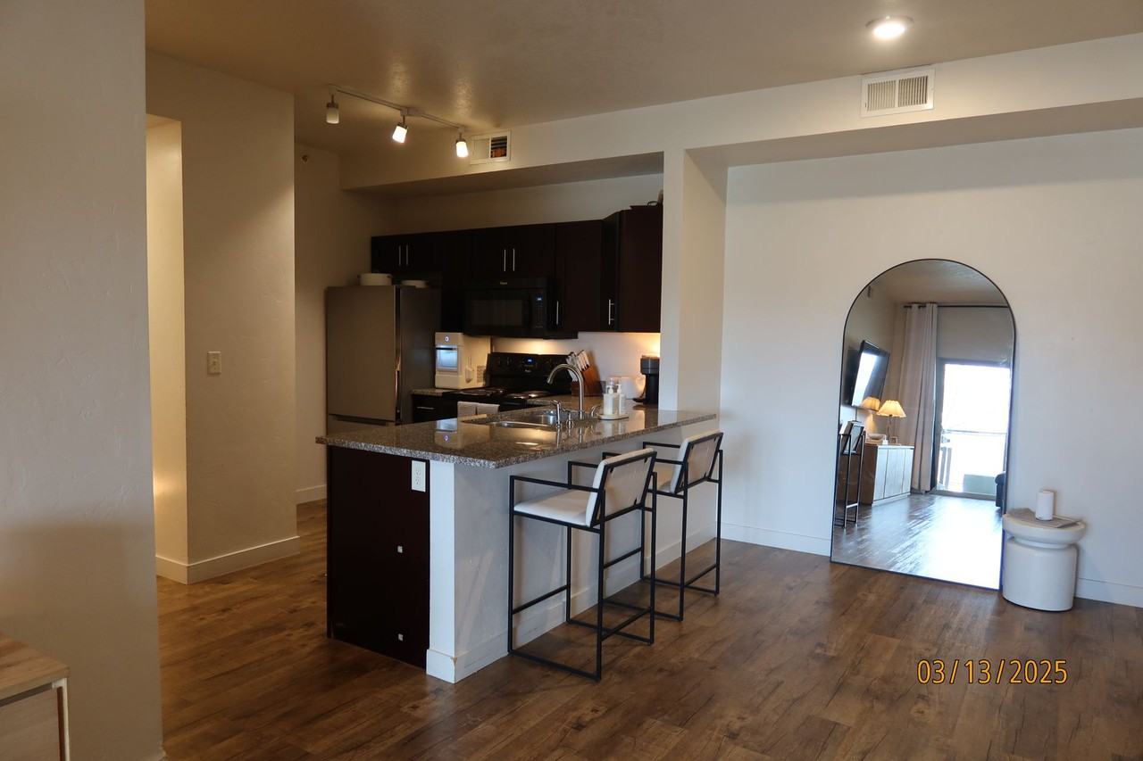 Hawthorne Gardens Apartments - Photo 7 of 18