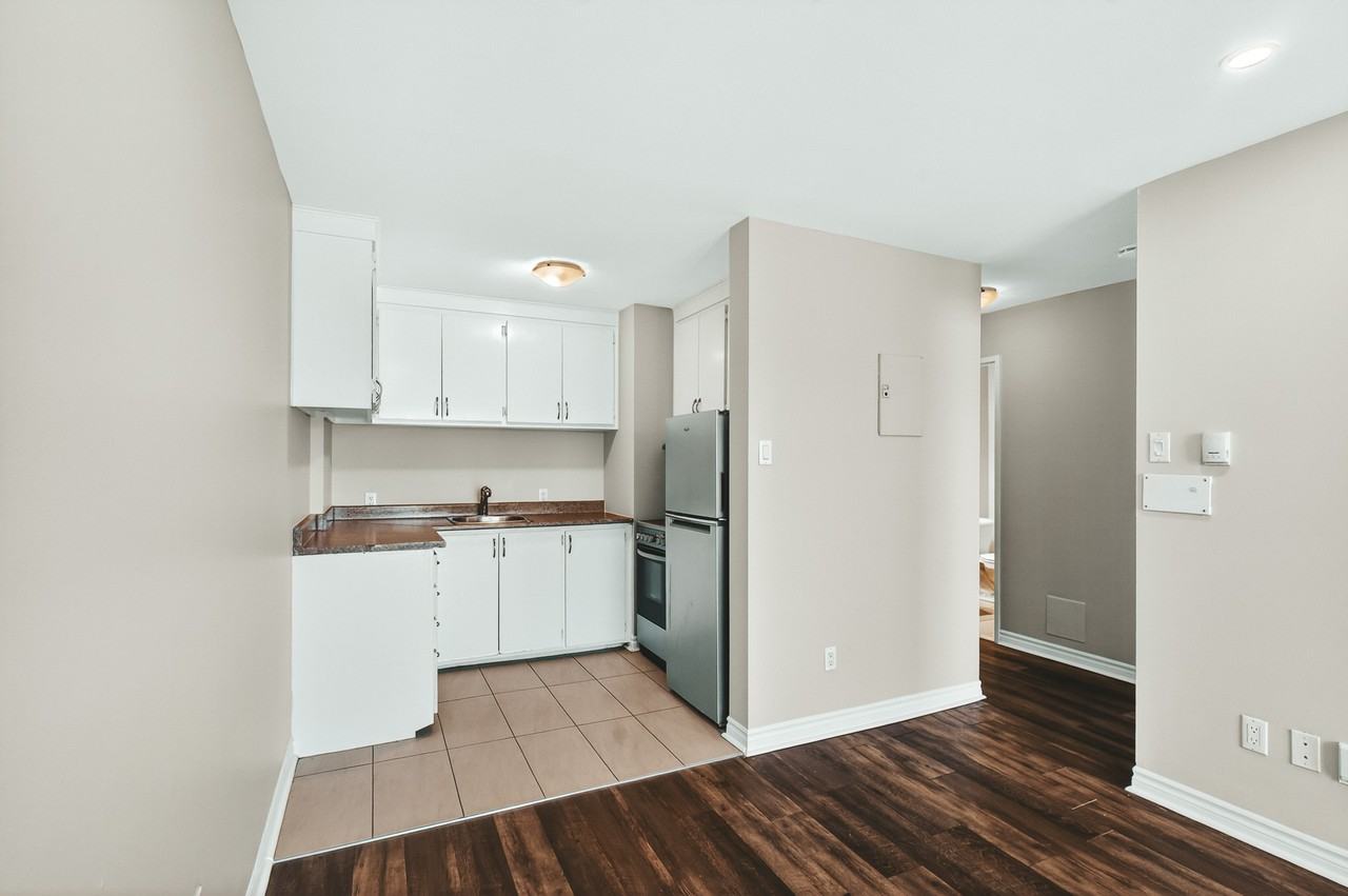 1111 Rue Mistral — photo 3
