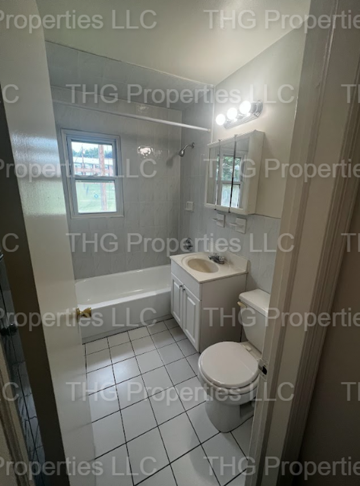 405 Franklin - Photo 6 of 12