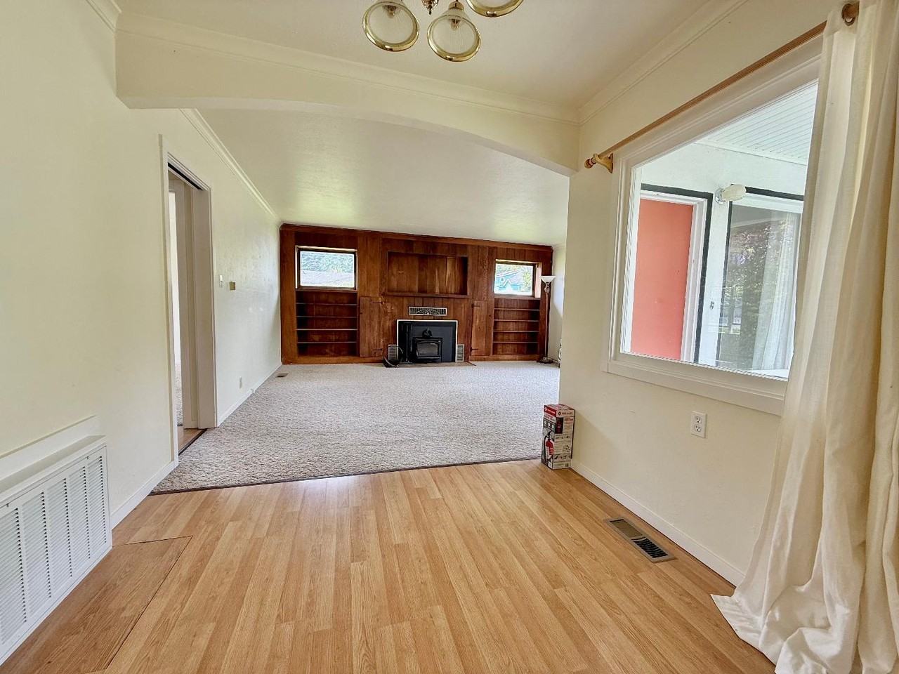 1585 Buttermilk Ln - Photo 6 of 11