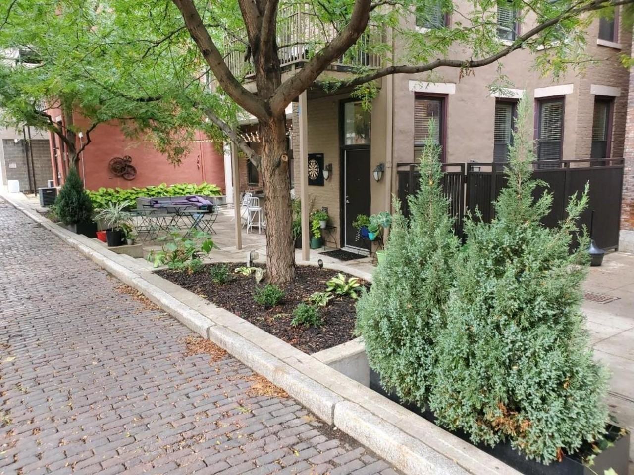 1407 Vine St - Photo 7 of 18