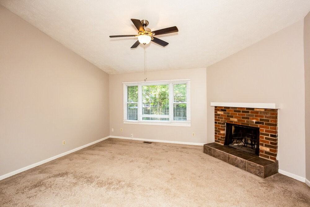 5723 Ensenada Ave - Photo 4 of 16