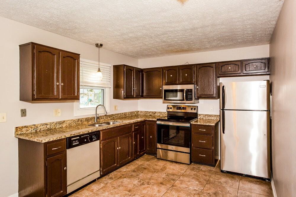 5723 Ensenada Ave - Photo 6 of 16