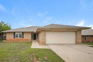 featured image of 5421 Sudbury Ln
