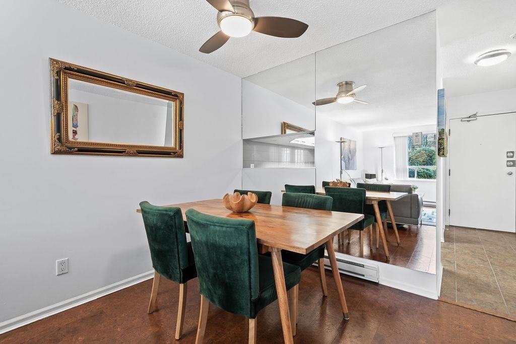 1050 Broughton St - Photo 4 of 15