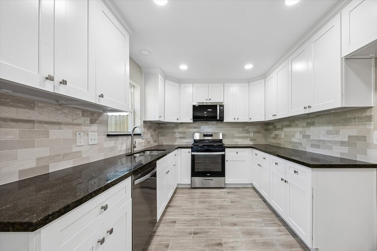 4315 Kelling St #1 - Photo 4 of 7